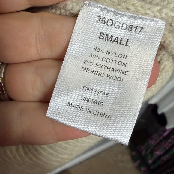 ONE GREY DAY danny v neck pullover long sweater in cream size S - Picture 4 of 7